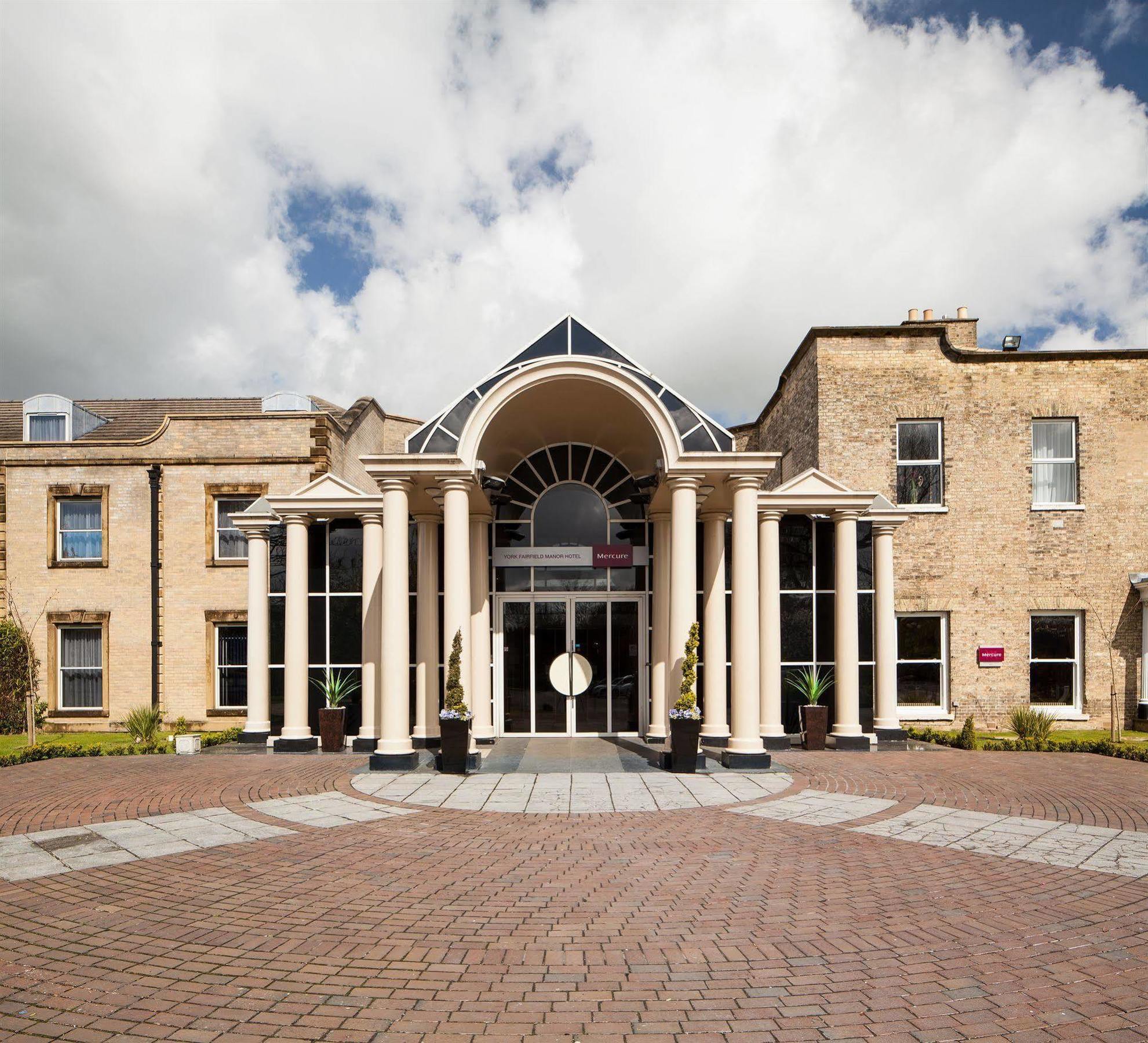 Mercure York Fairfield Manor Hotel Εξωτερικό φωτογραφία